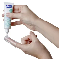 Chicco Set Igiene Orale Primi Mesi 4M+ Spazzolino da Dito + Gel Gengivale 30ml