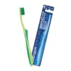 Curasept Spazzolino Medium 017 - Spazzolino manuale a setole medie per l'igiene orale, 1 pezzo