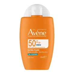 Eau Thermale Avène Ultra Fluid Oil Control Alta Protezione SPF50 Solare per Pelle Sensibile, 50ml