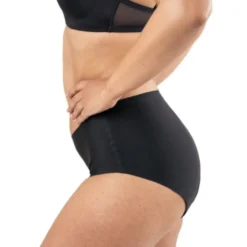 Hartmann MoliCare Lady - Slip assorbente rilavabile per l'incontinenza, 1 slip taglia L e 5 inserti