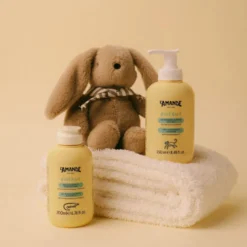 L'Amande Bagno Shampoo Senza Lacrime Detergente delicato per corpo e capelli dei bambini, 200 ml