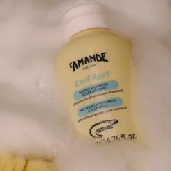 L'Amande Bagno Shampoo Senza Lacrime Detergente delicato per corpo e capelli dei bambini, 200 ml