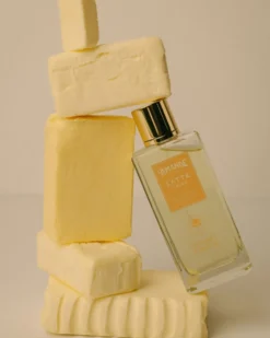 L'Amande Latte Caldo Eau de parfum al latte e biscotti dalle note calde e gourmand, 100 ml
