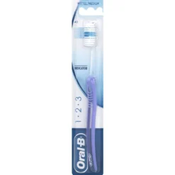Oral-B 1.2.3 Indicator 40 Medio Spazzolino Manuale Adulti Setole Medie, 1 Pezzo