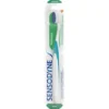 Sensodyne Multicare Spazzolino Denti Sensibili Igiene Dentale Medium, 1 Pezzo